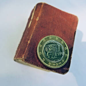 Greek dictionary, Lilliput, Modern Greek-French, 36 x 50 mm