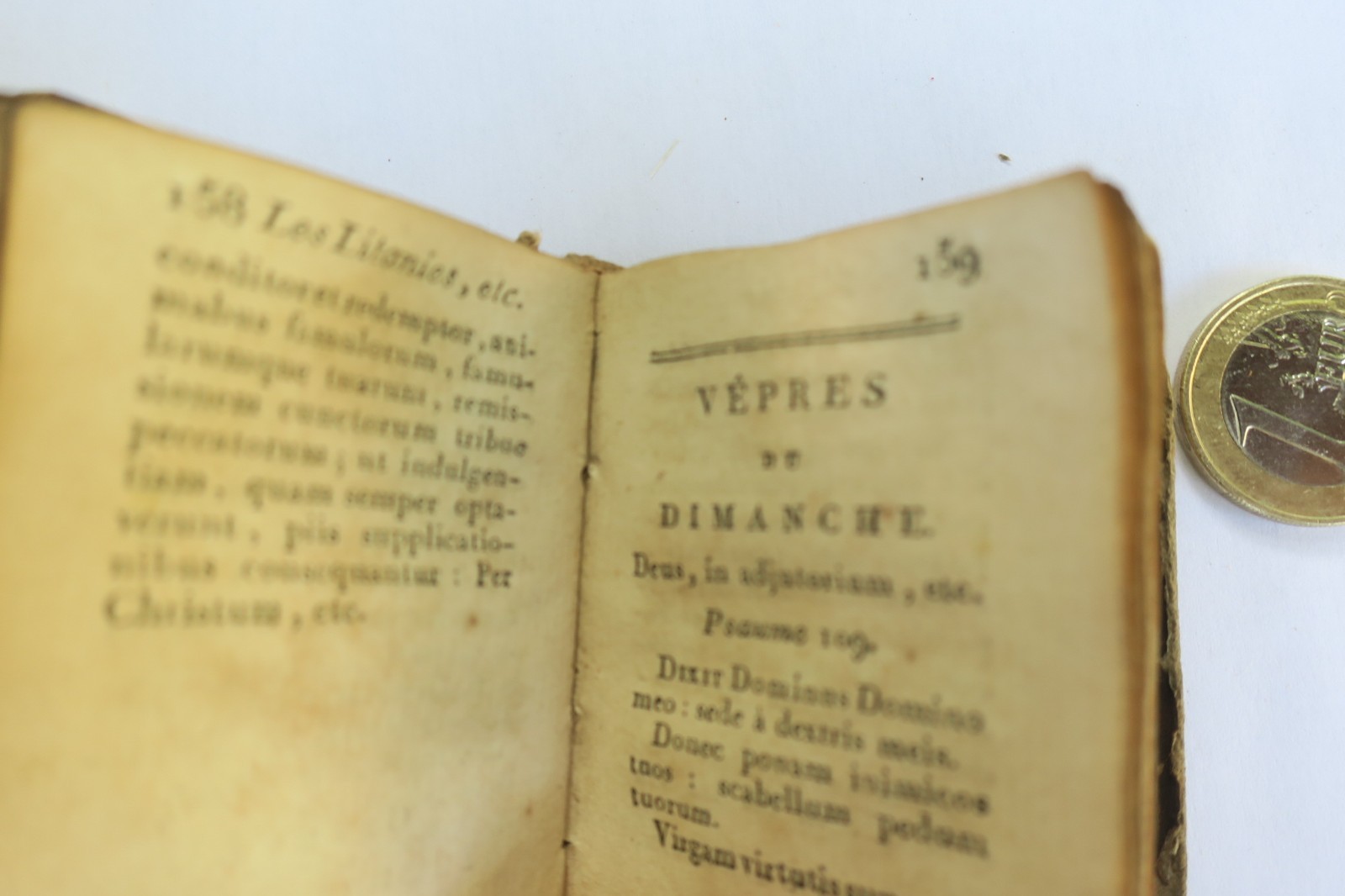 heures mignonnes à l'usage universel 1809 miniature 50 x 65 mm. – Image 5