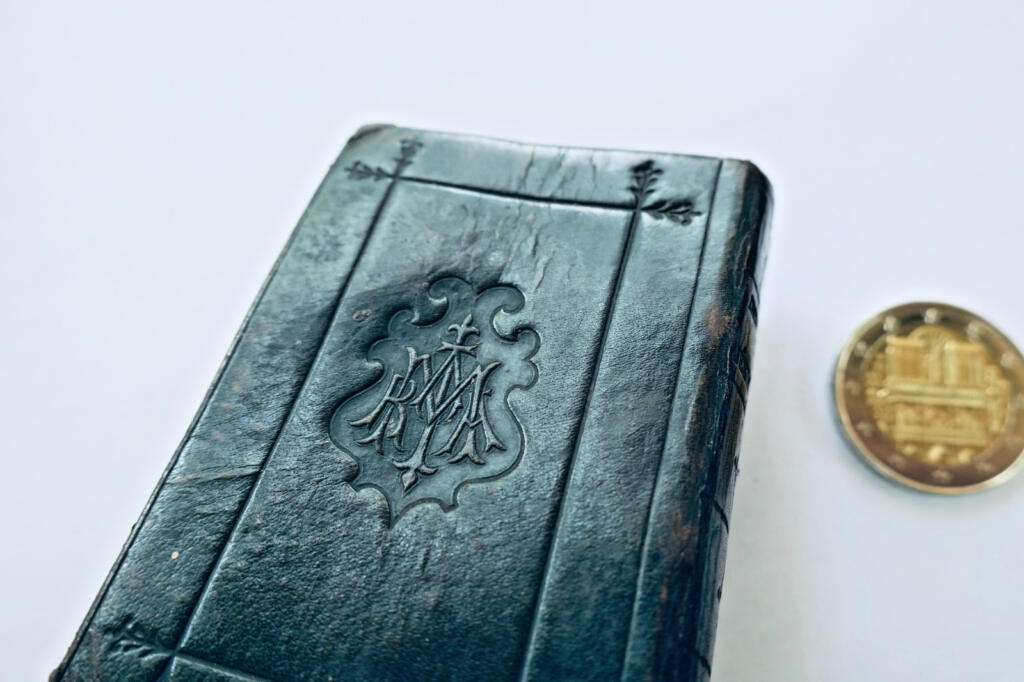 imitation de Jésus-christ 1885 53 x 78 mm. MINUSCULE