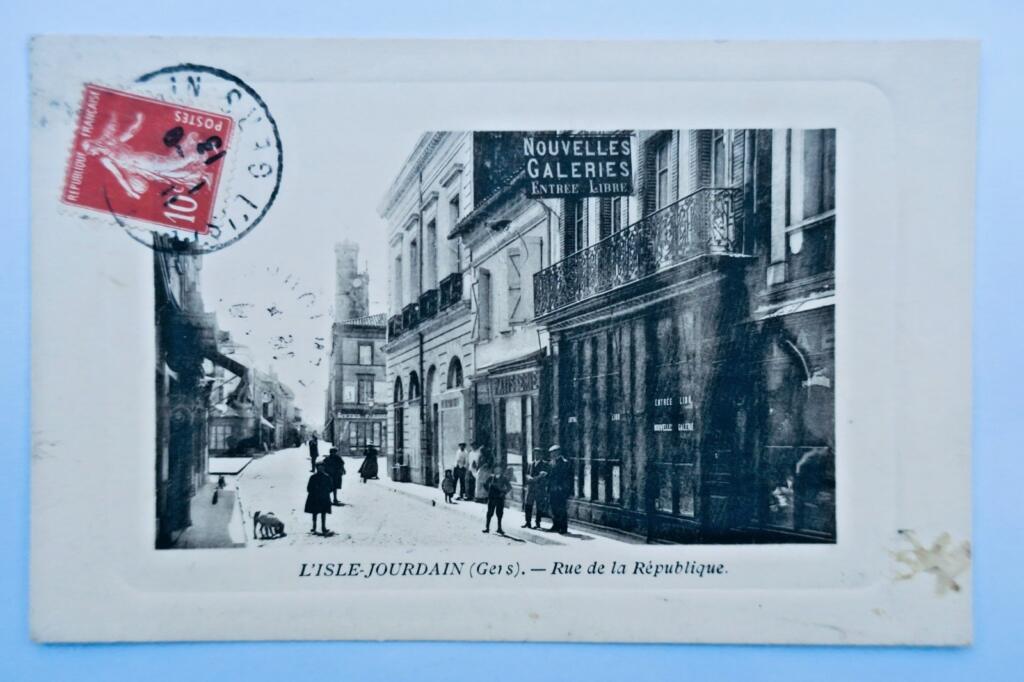 Isle-Jourdain 32 GERS Rue de la République 1913 Schaufenster