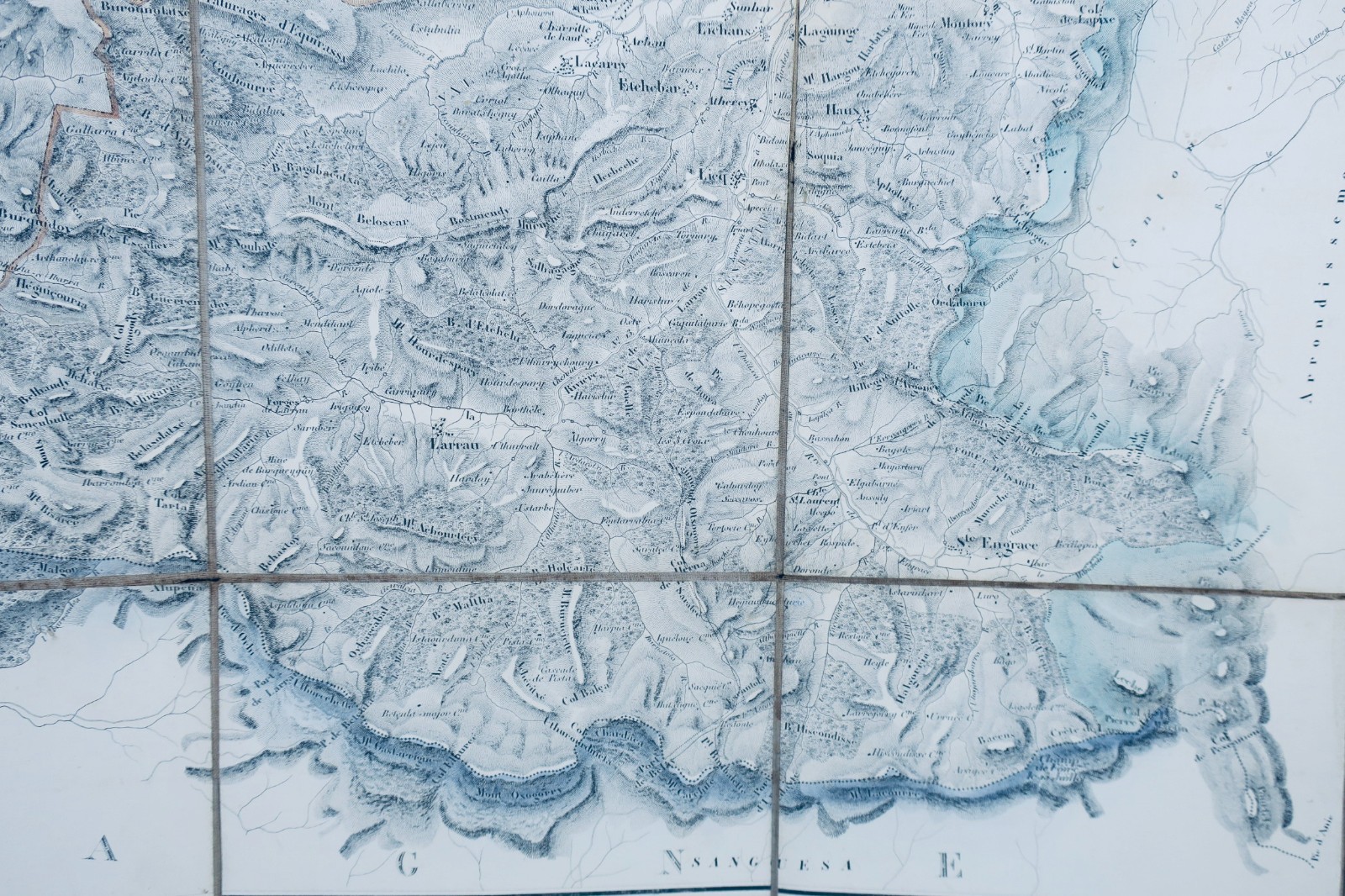 Mauléon star chart mounted on linen 79 x 103 cm. 1853. (64)