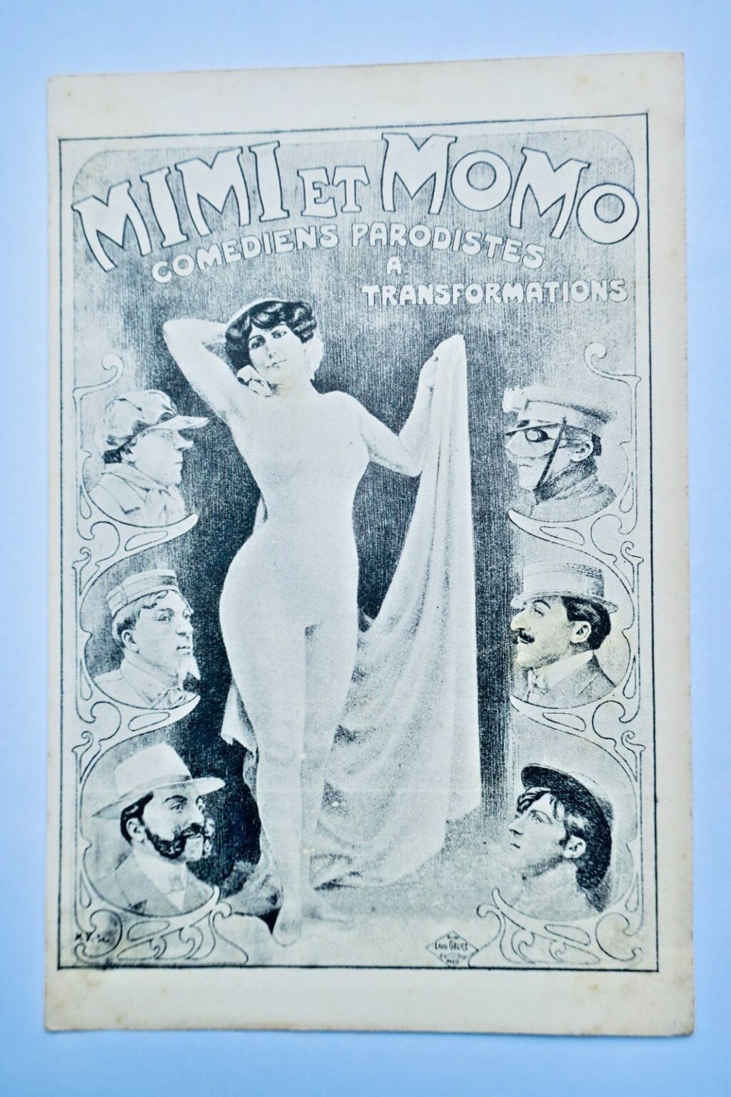 Mimi and Momo, comedians and parody performers