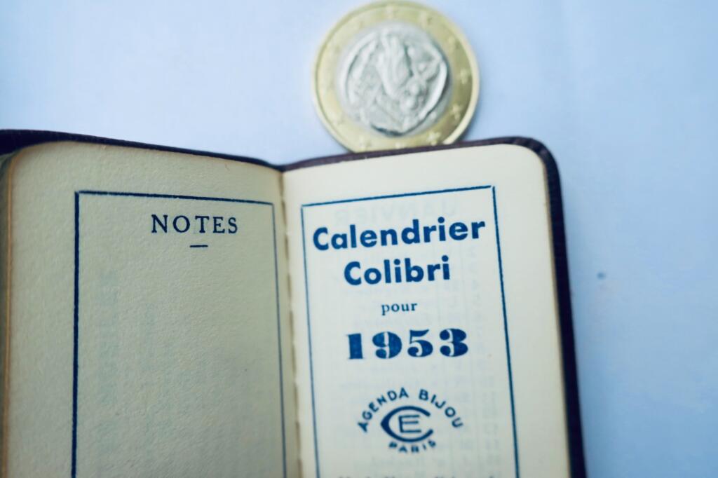 miniature calendar.. 1953, maroquin binding, 50 × 36 mm