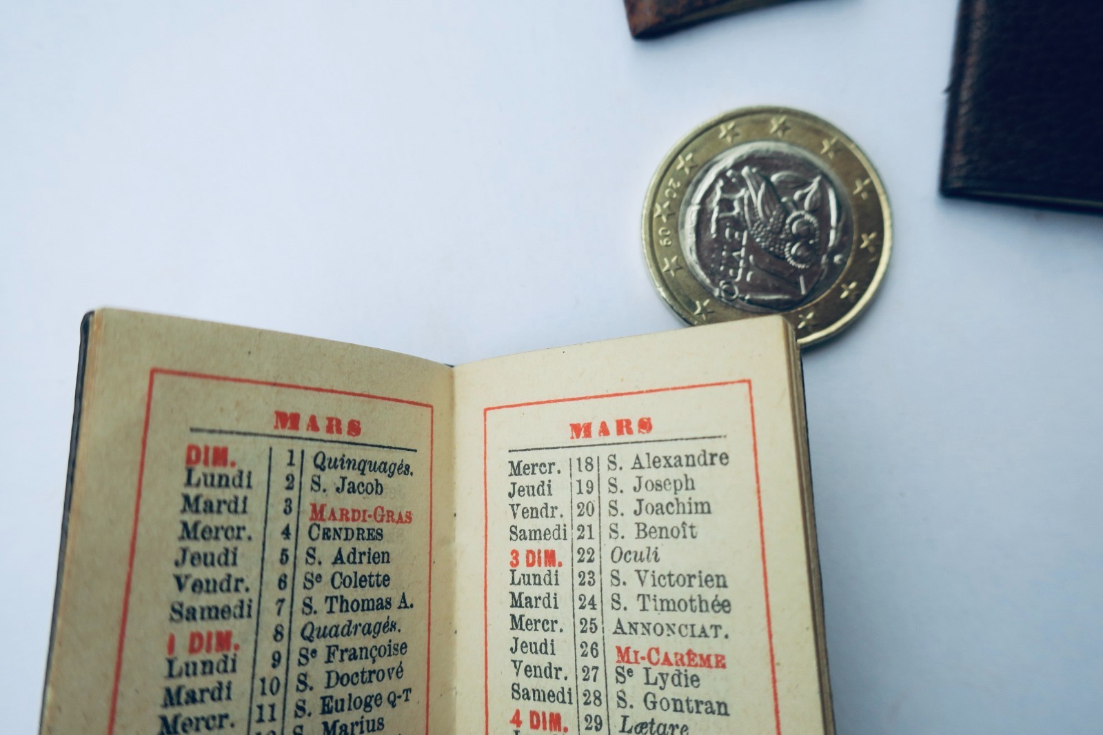 Three small pocket diaries, calendars, 1908, 33 x 46 mm & 23 x 33 mm