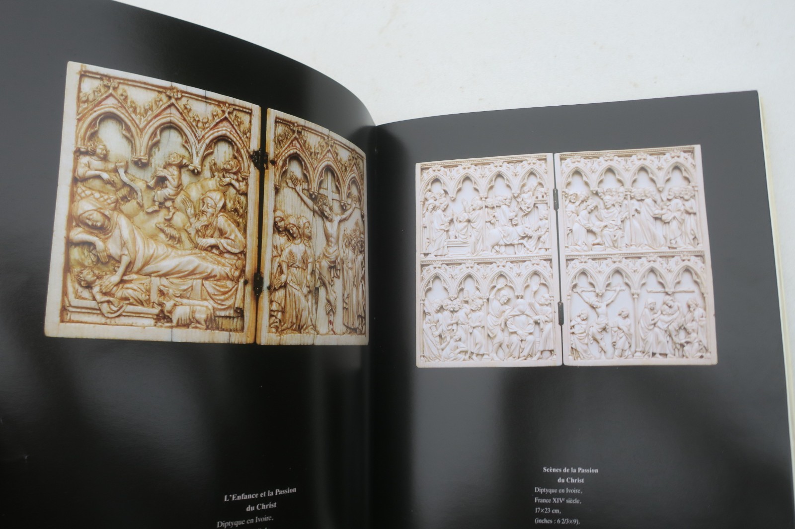 POLYPTIQUES ET PARAVENTS. Un siècle de création 1890-1990 Galerie Bellier – Image 6