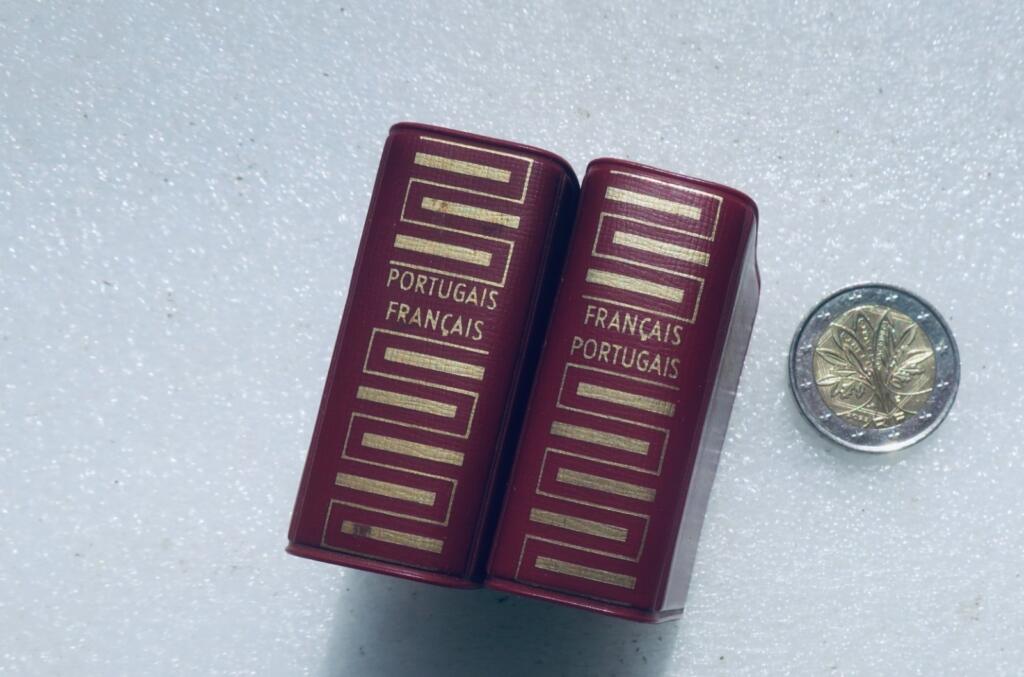 ポルトガル語‑フランス語／フランス語‑ポルトガル語 Lilliput 50 × 38 mm