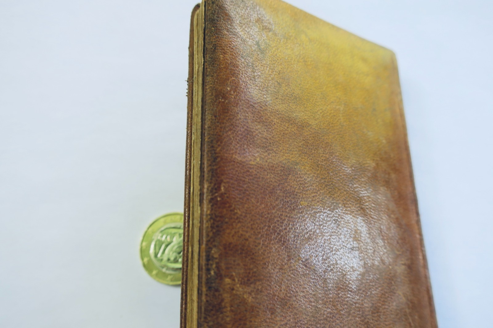 secret livre secret 75 x 120 mm. - La Librairie Antique