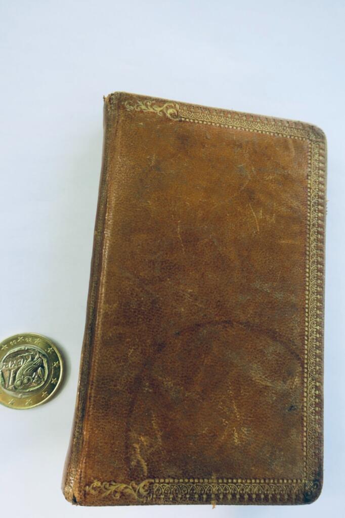 secret livre secret 75 x 120 mm.