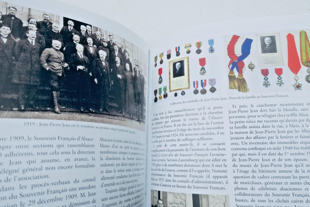 Französisches Souvenir durch die Jahrhunderte: 1887‑2017