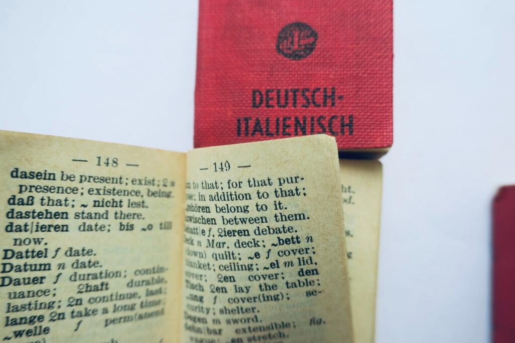 traducteur dict. lilliput Deutsch franzosich english itali minuscule 36 x 48 mm.