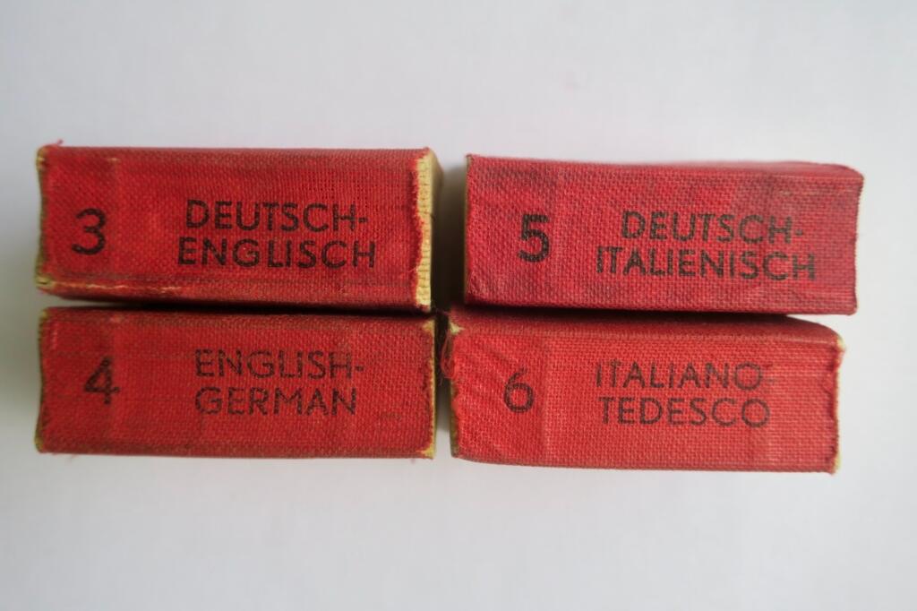 traducteur dict. lilliput Deutsch franzosich english itali minuscule 36 x 48 mm.