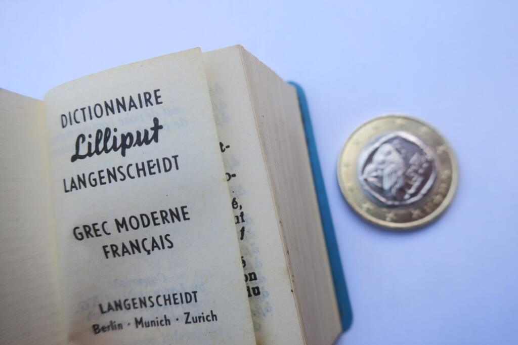 Übersetzer Wörterbuch Neugriechisch-Französisch Miniatur 36 x 50 mm