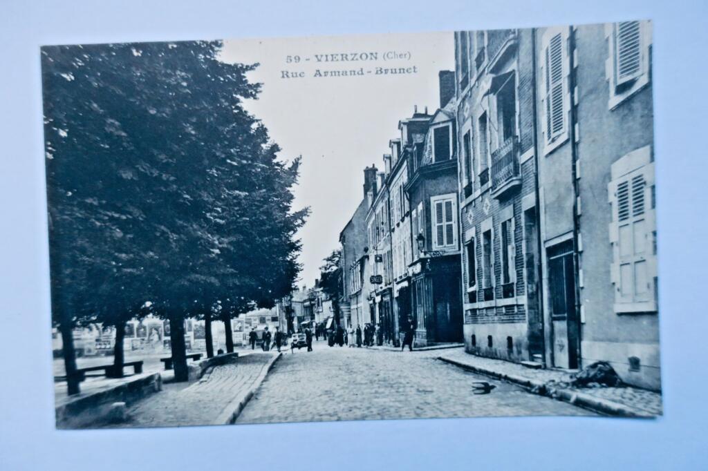 Vierzon Armand Brunet街