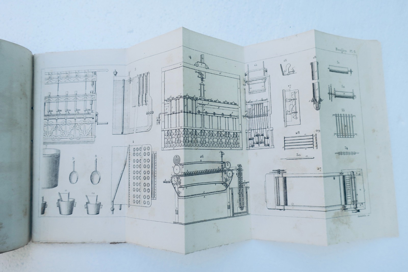 Complete stearic candle manufacturer's manual by Roret