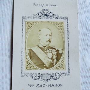 《Figaro》相簿，約1875年，94幅蛋白相紙相片
