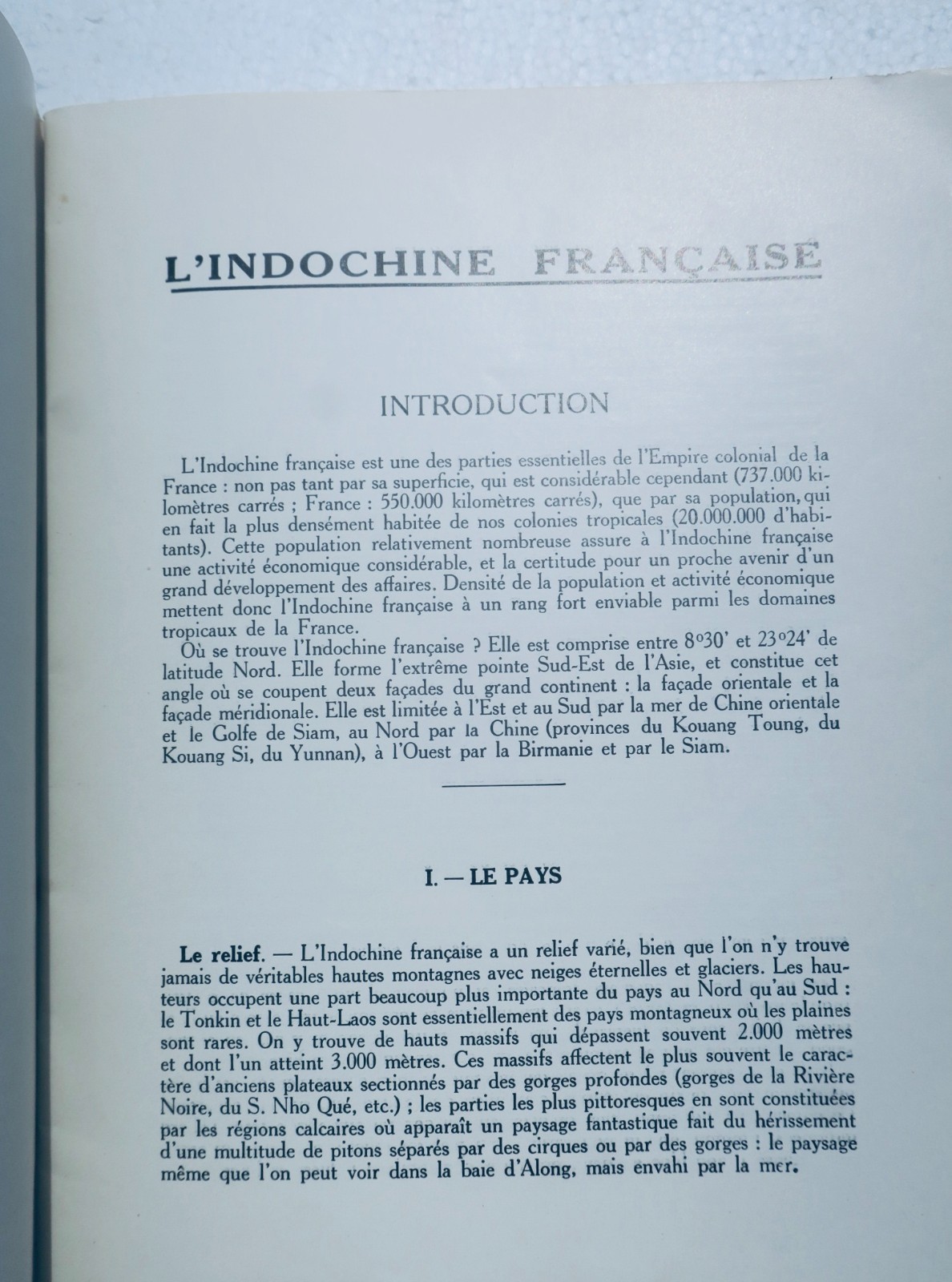 インドシナ総督府発行「仏領インドシナ」1931年