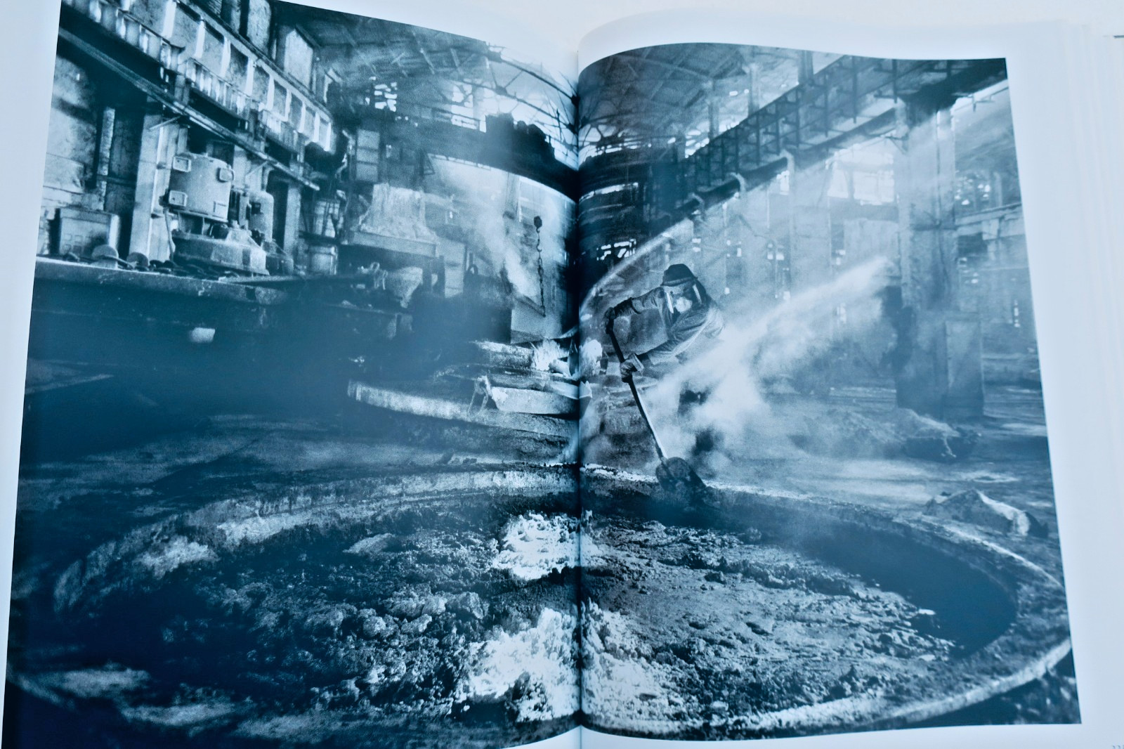 Sebastião Salgado: *Die Hand des Menschen – Eine Archäologie des Industriezeitalters*