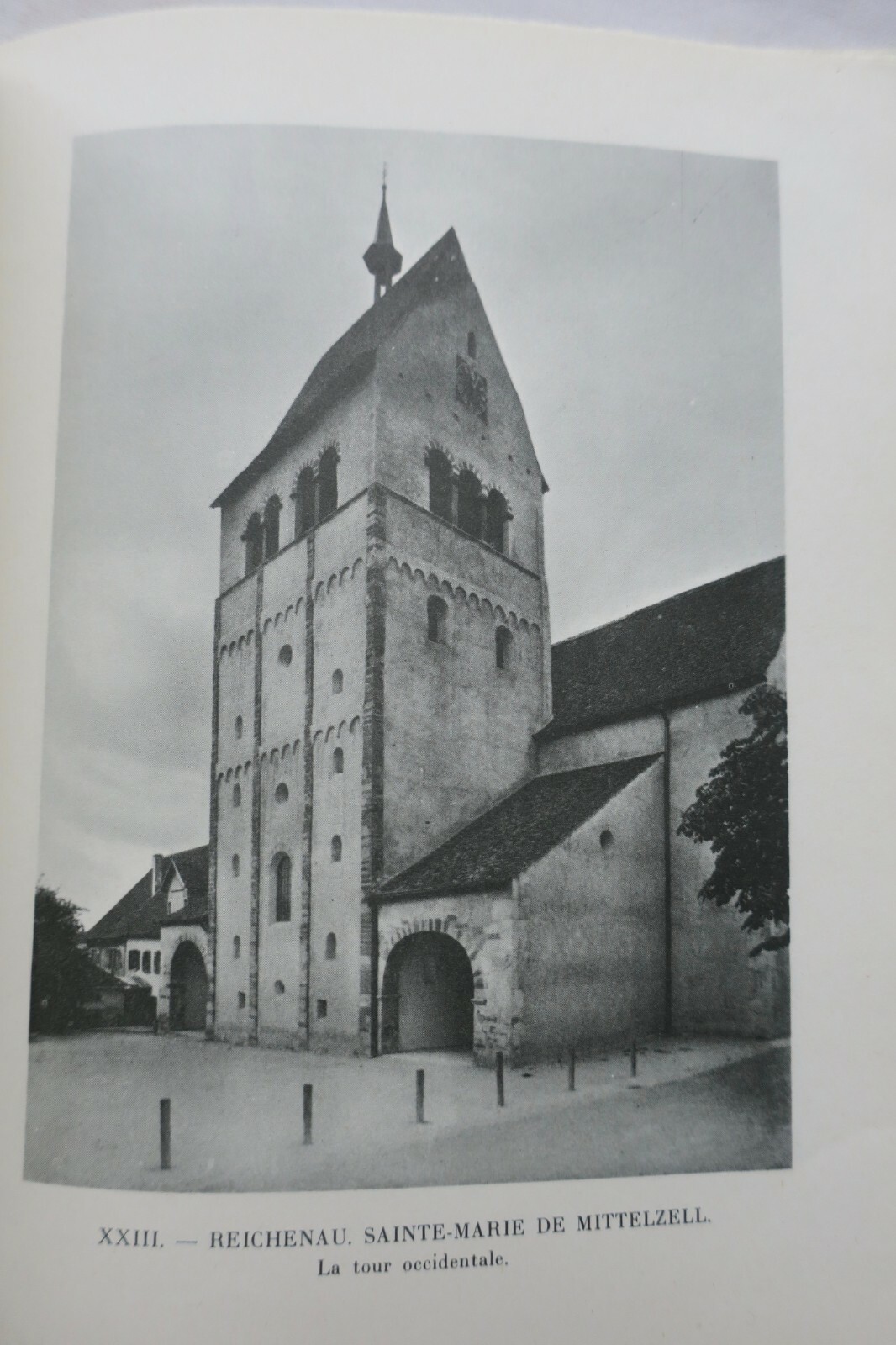 Architektur der ottonischen Zeit am Übergang zur Romanik
