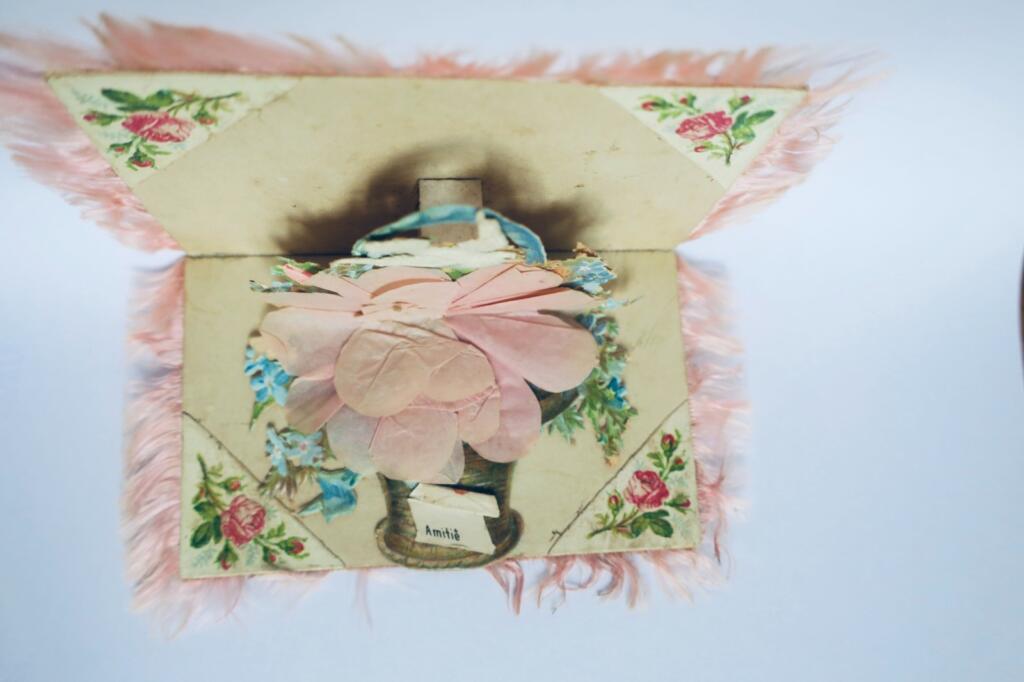 Billet doux composition floral dépliante 85 x 50 mm. A vous ma pensée