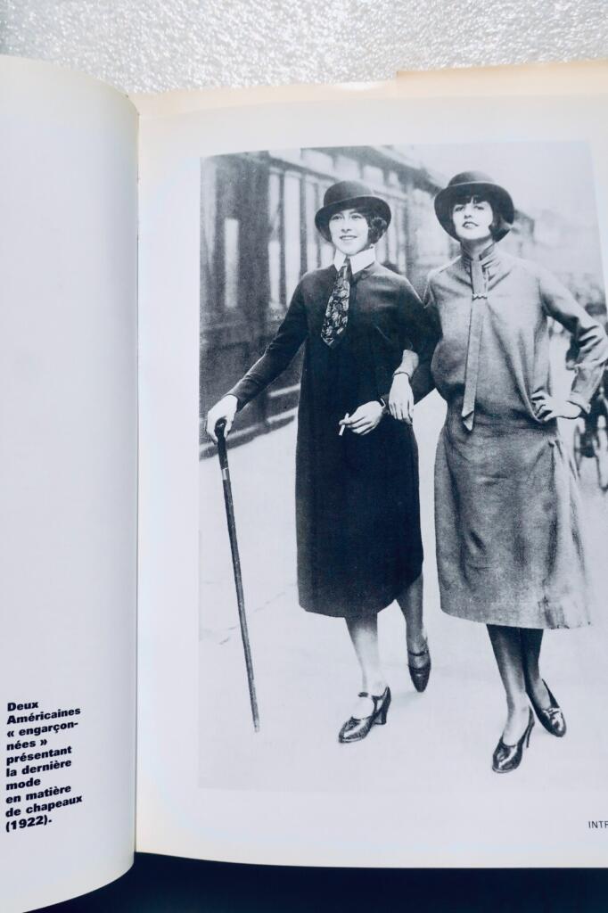 Flapper-Mode und Fantasien der Goldenen Zwanziger