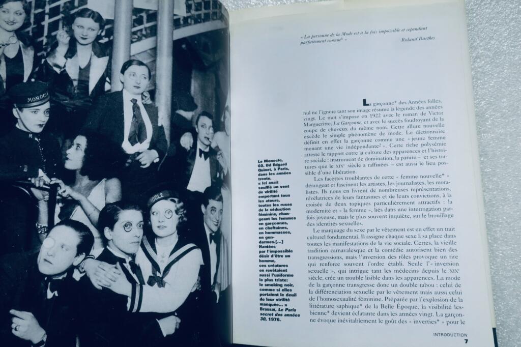 Flapper-Mode und Fantasien der Goldenen Zwanziger