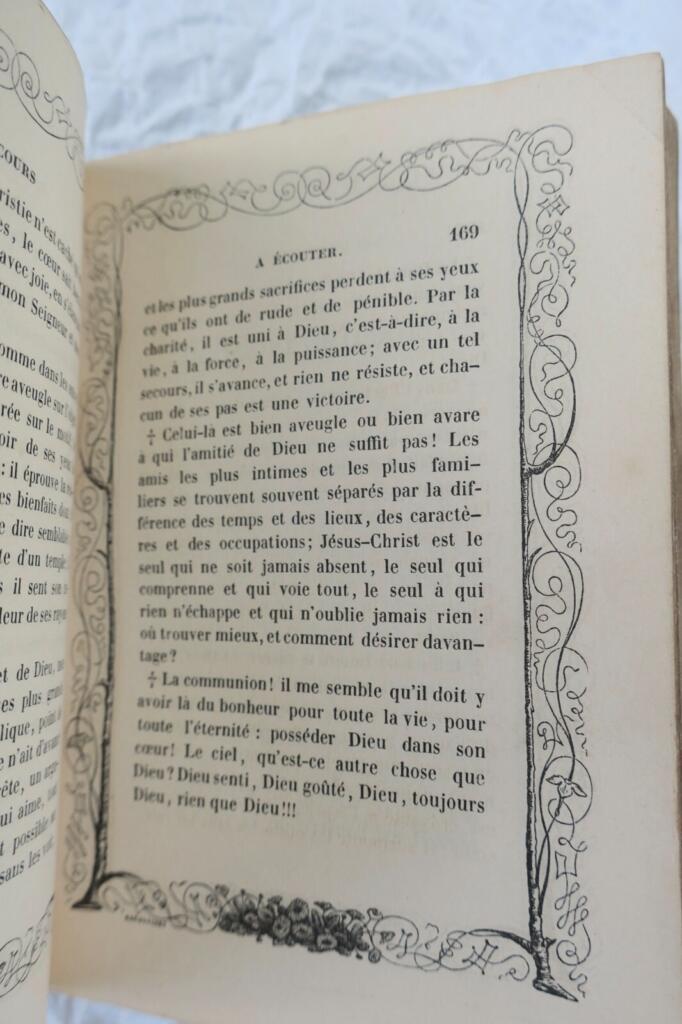 Wunderschön gebundenes Buch zur Erstkommunion