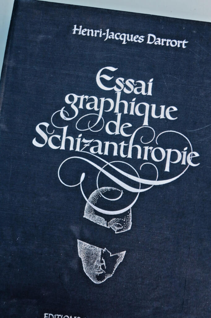 DARRORT Essai graphique de Schizanthropie calligraphie par Patrick Benoistel