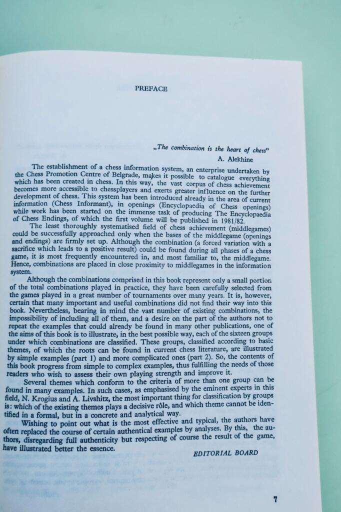 échecs Enciklopedija ahovskih sredisnic Encyclopaedia of Chess middlegames