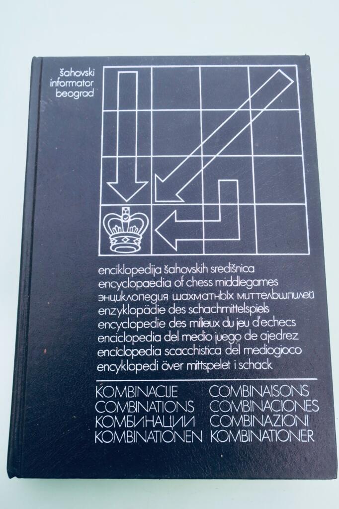 échecs Enciklopedija ahovskih sredisnic Encyclopaedia of Chess middlegames