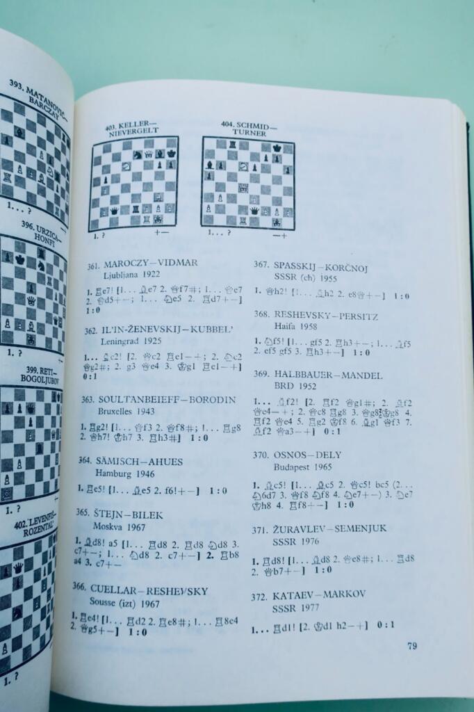 échecs Enciklopedija ahovskih sredisnic Encyclopaedia of Chess middlegames