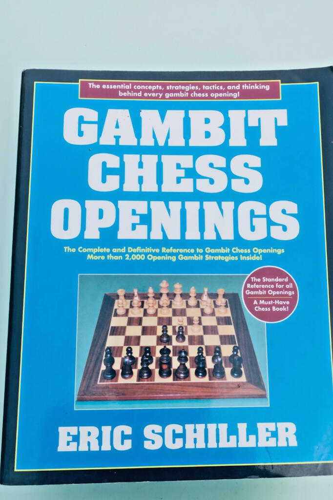 Schiller. 国际象棋 Gambit Chess Openings 埃里克·席勒 2002