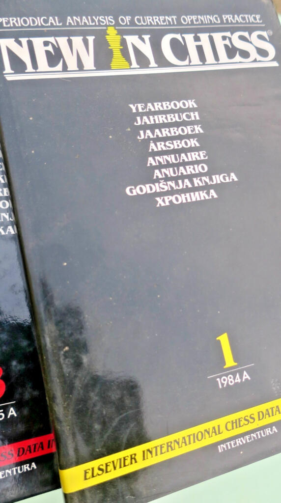 échecs New In Chess Yearbook Jahrbuch Annuaire Anuario Arsbok 1984-1988