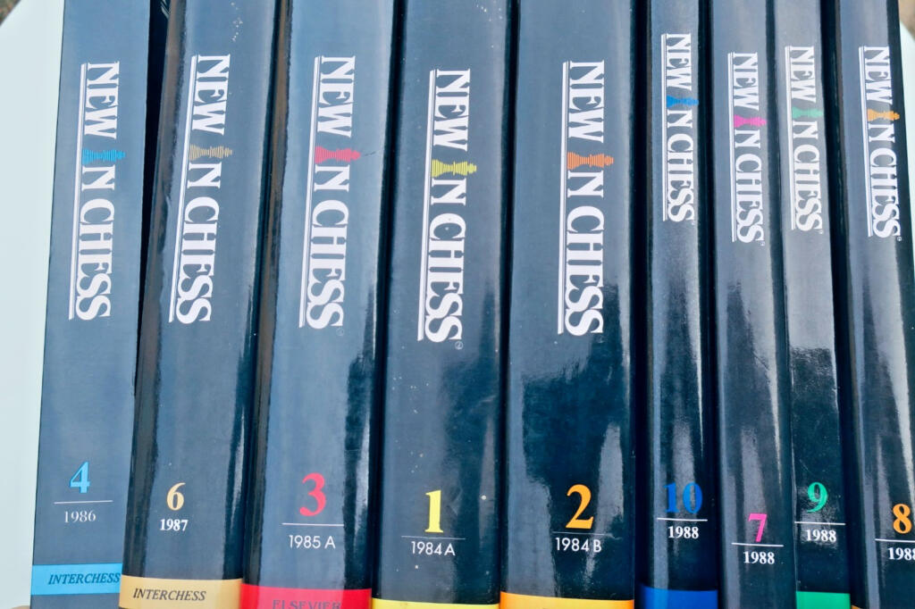 échecs New In Chess Yearbook Jahrbuch Annuaire Anuario Arsbok 1984-1988