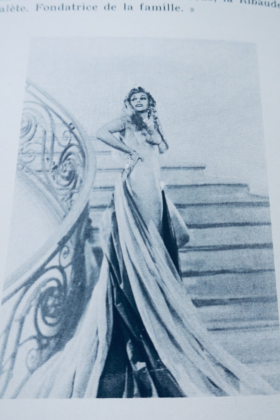 erotique PETITE BELLE. LES SOUVENIRS INTIMES DE BELLE POITRINE – Image 6