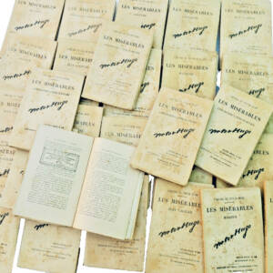 HUGO Victor Les Miserables Rouff 30 petits volumes