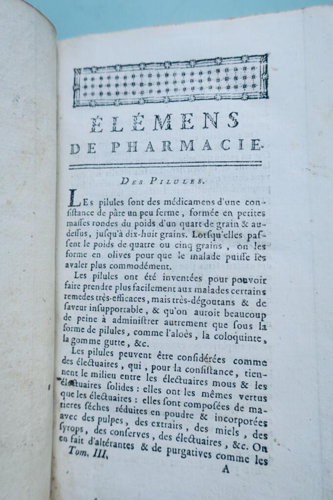 pharmacie ELEMENS DE PHARMACIE THEORIQUE ET PRATIQUE 1769