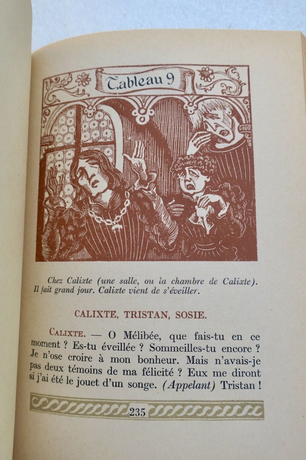 Rare 1943 edition of 'La Célestine' with illustrations