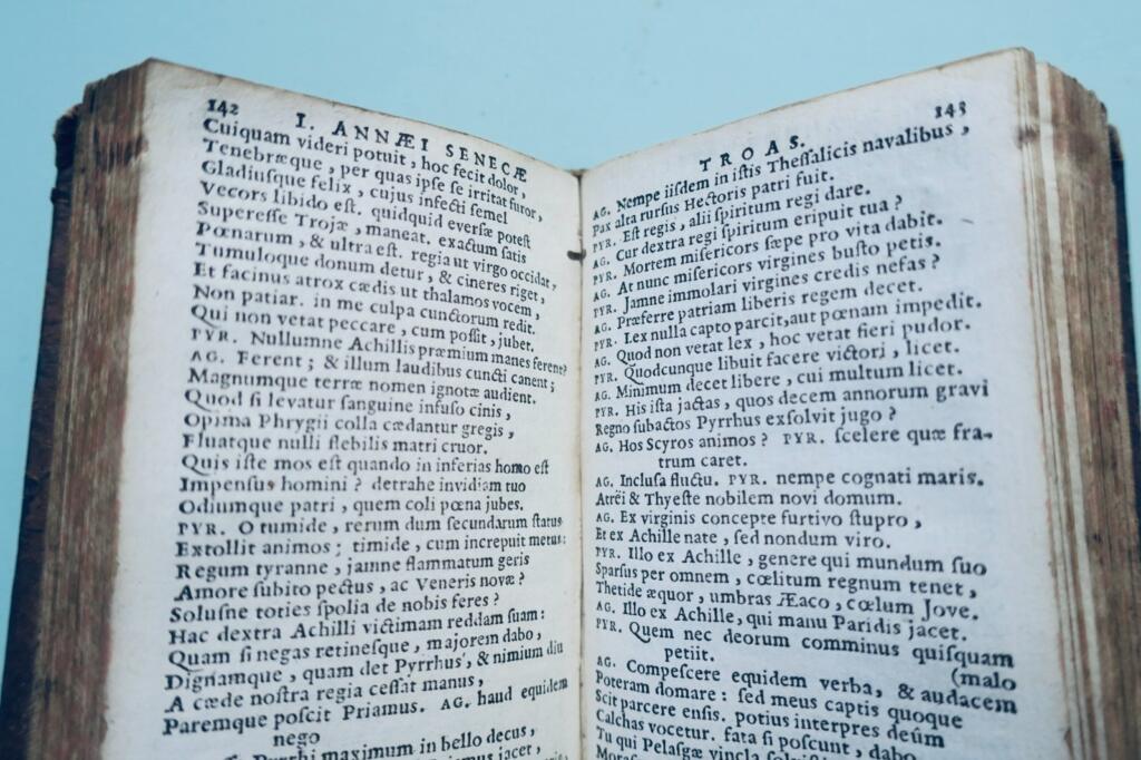 塞内加 annaei Senecae et aliorum tragoediae 袖珍本 1628年