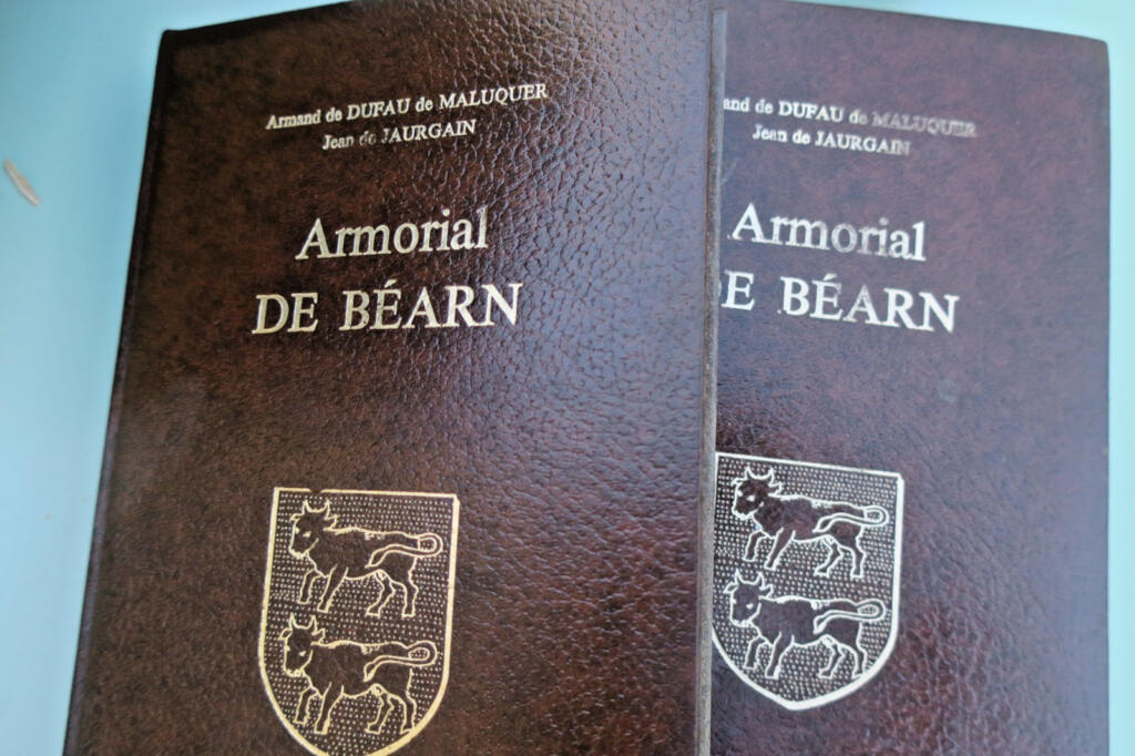 béarn DUFAU DE MALUQUER Armorial de Béarn 1696 -1701