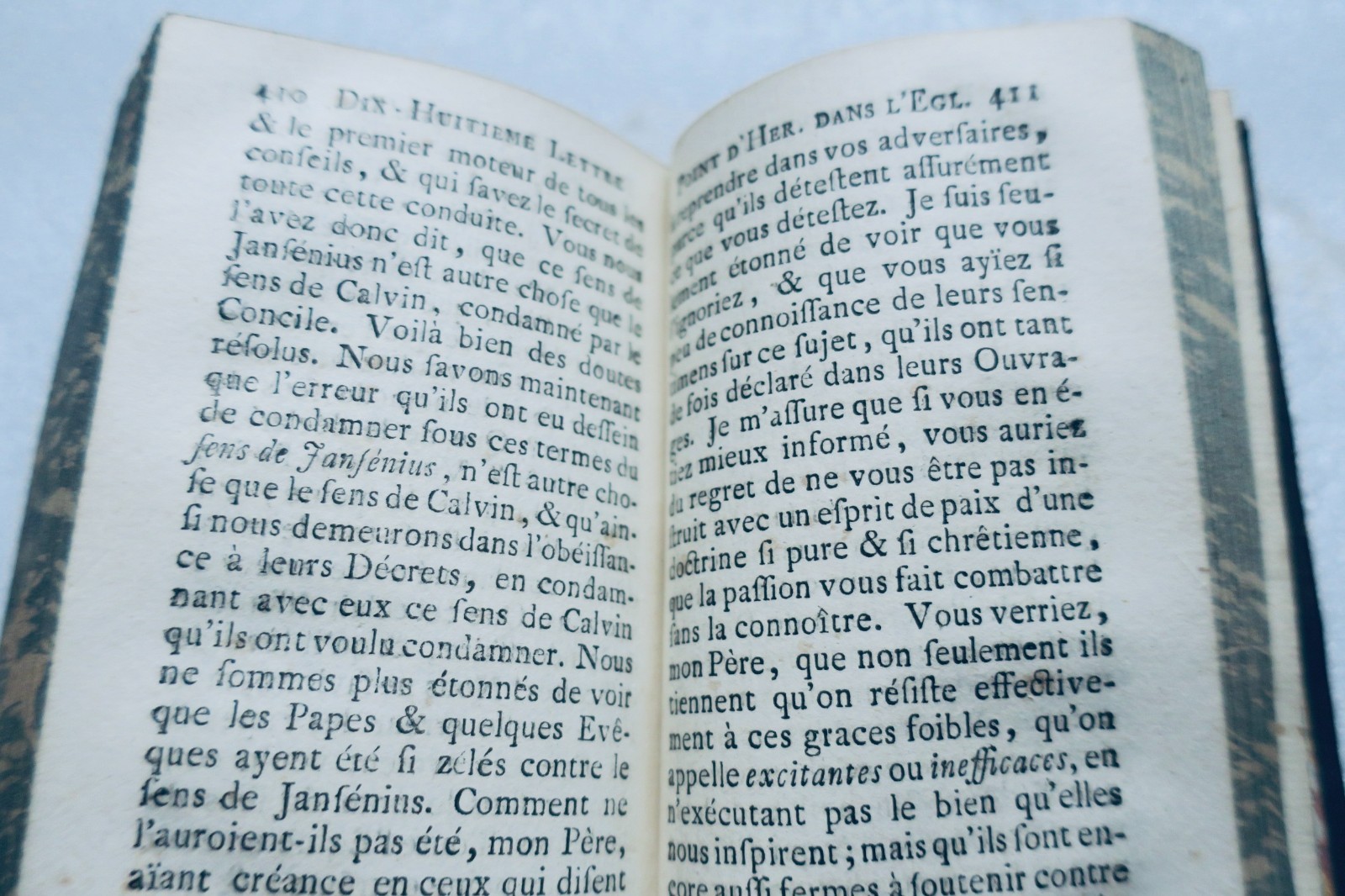 帕斯卡·路易·德·蒙塔尔特 1761 《致友人书简》❦ Pascal LOUIS DE MONTALTE 1761 PROVINCIALES OU LETTRES ECRITES A AMIS (vue 2 sur 7)