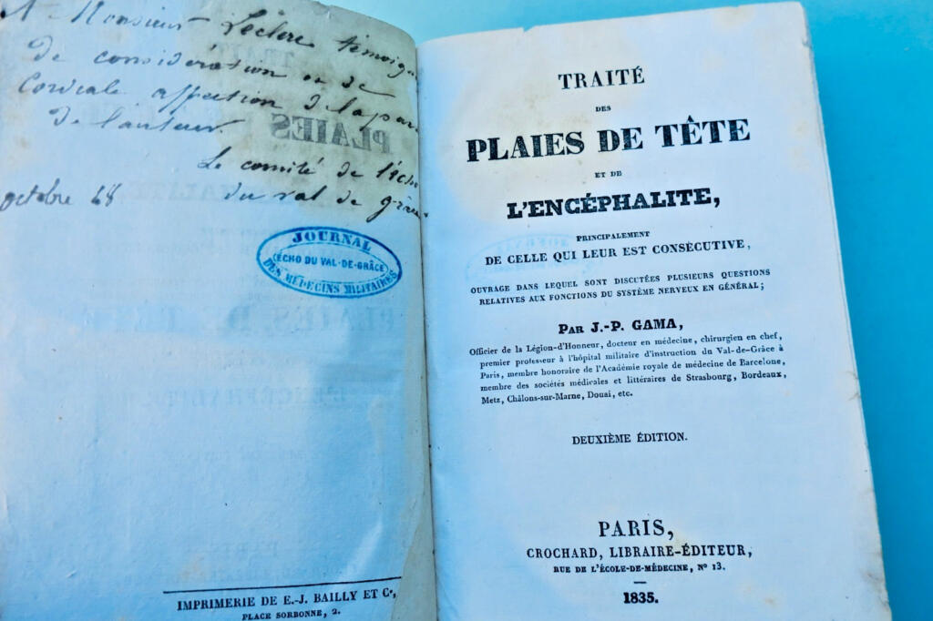 tête Traité des plaies de tête et de l'encéphalite VAL DE GRÂCE 1835