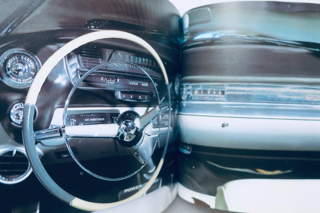 voiture TABLEAUX DE BORD -2008