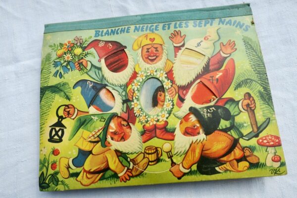 Pop up Blanche Neige et les sept nains. Paris, Del Duca, 1957 – Image 3