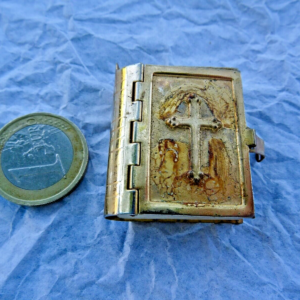 Bible New Testament of our Lord and Saviour Jesus Christ 35 x 30 mm.