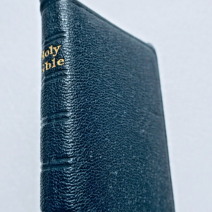Bible Oxford Holy Bible Containing the Old and New Testament MINI