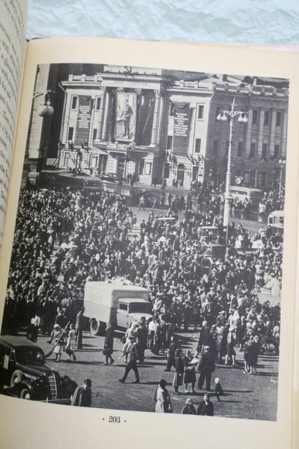 JOHN STEINBECK 1949 A Russian Journal photos CAPA – Image 3