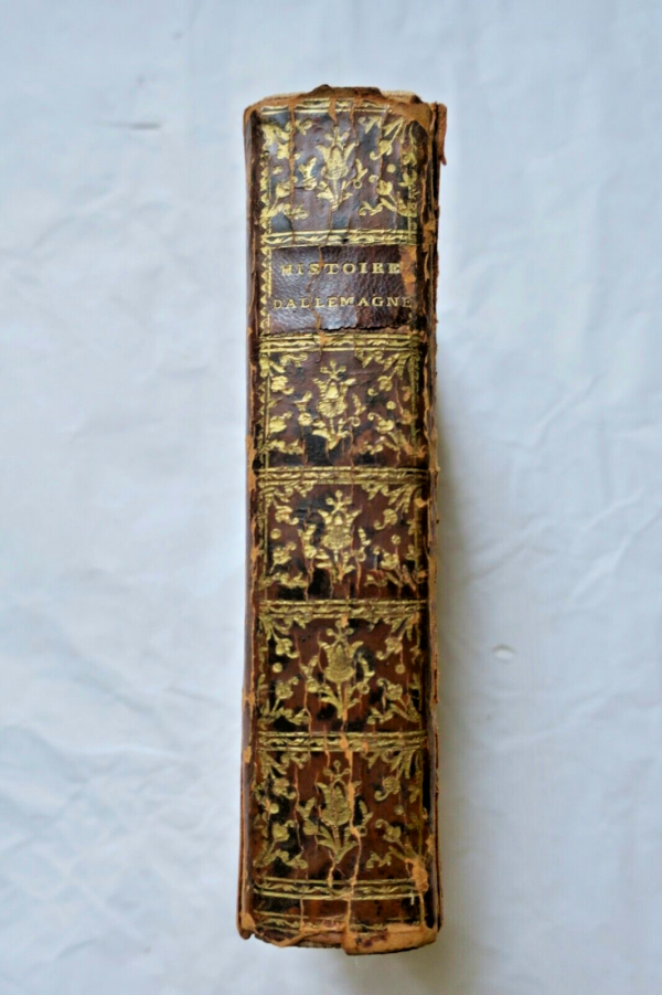 Droit Abrégé chronologique de l'histoire et du droit public d'Allemagne 1766